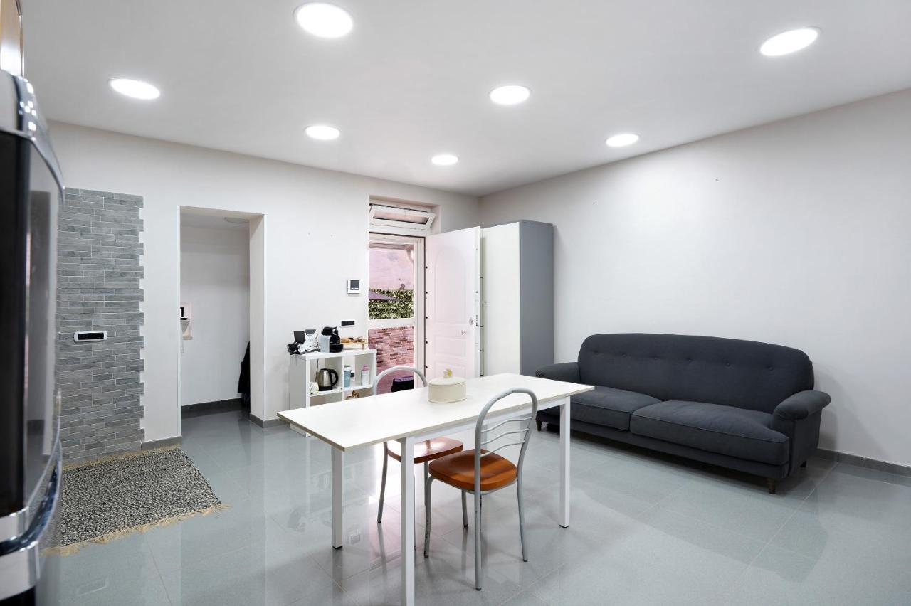 Casa Davide Apartment Torre Annunziata Bagian luar foto