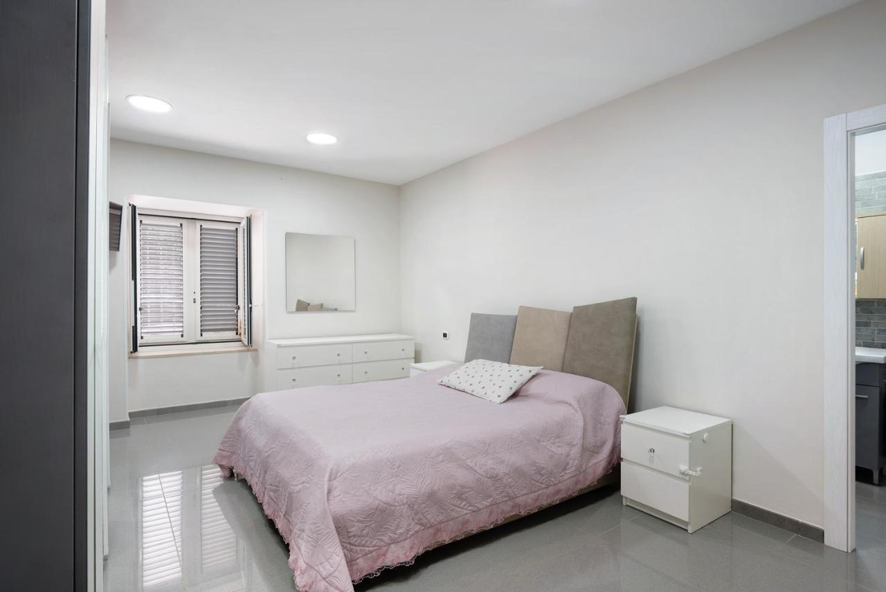 Casa Davide Apartment Torre Annunziata Bagian luar foto